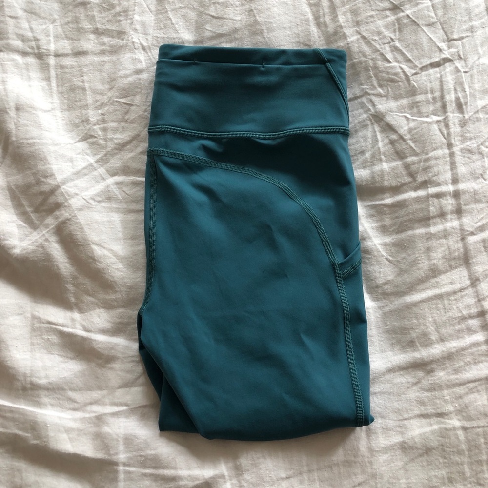 Lululemon cropped leggings